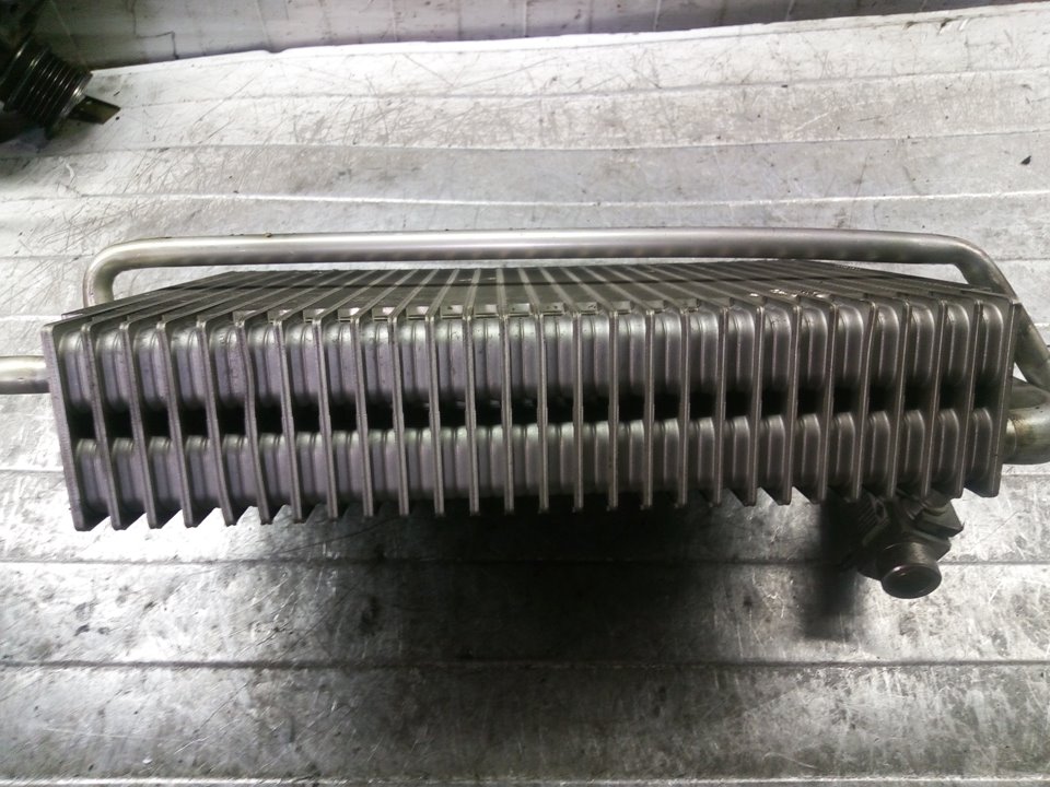 TOYOTA 1 generation (2010-2024) Gaisa kondensācijas radiators A2118300962 25604191