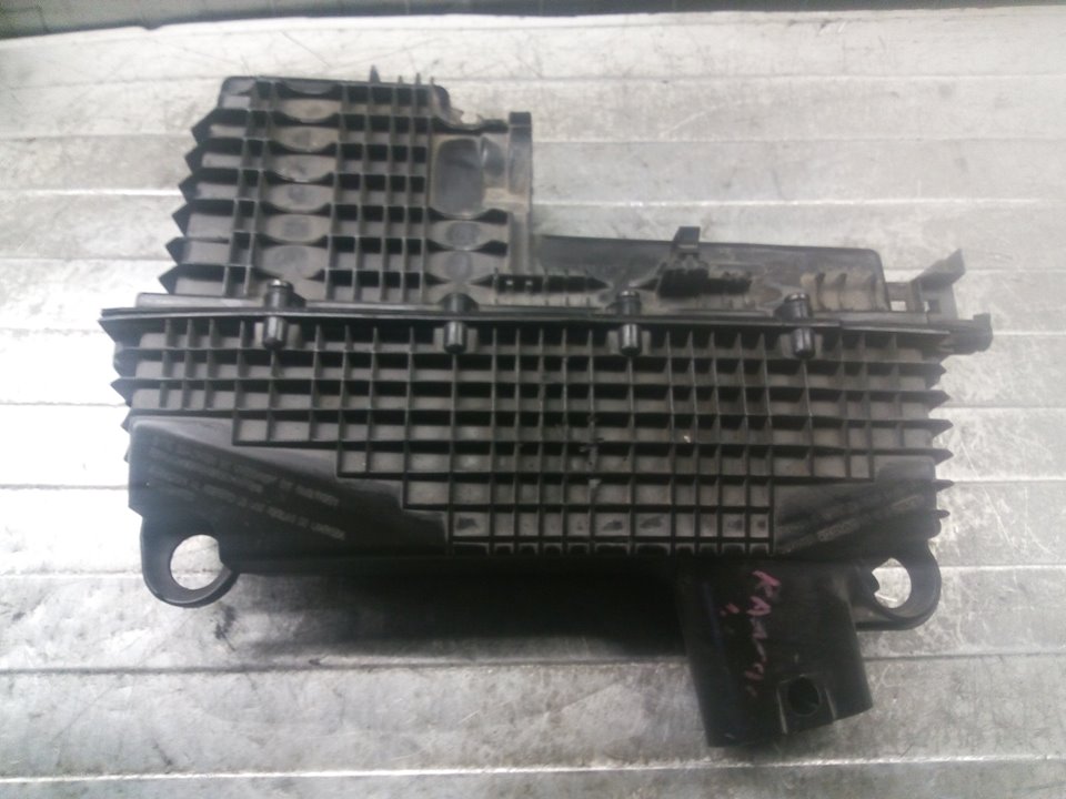 RENAULT Clio 1 generation (1990-1998) Other Engine Compartment Parts 8200089030 25604188