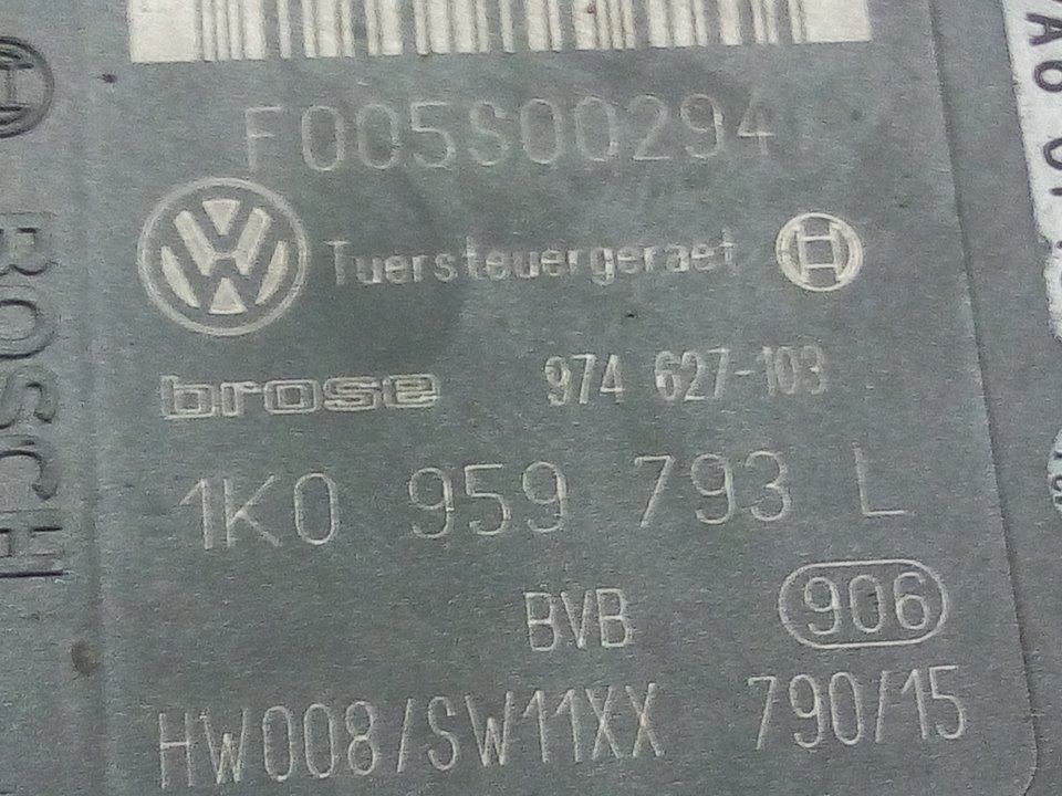 VOLKSWAGEN Passat Variant 1 generation (2010-2024) Front Right Door Window Control Motor 1K0959793L 24012446