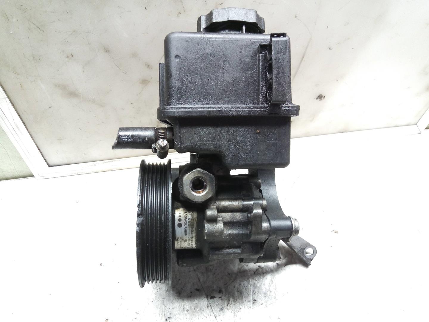 MERCEDES-BENZ Vito W639 (2003-2015) Power Steering Pump A0064667801, 7693900525 18528437