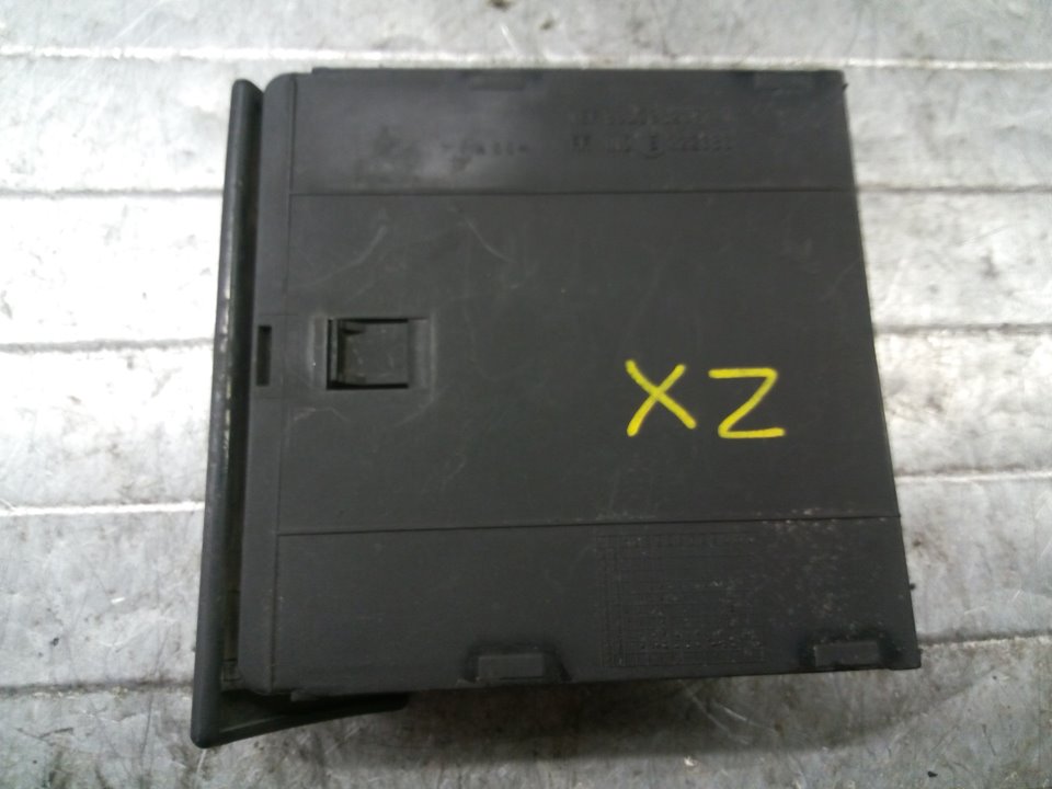 CITROËN ZX 1 generation (1991-1997) Ashtray 9602992377 18613118