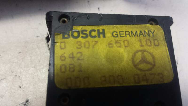 MERCEDES-BENZ C-Class W202/S202 (1993-2001) Headlight Switch Control Unit 0307650100 25604566