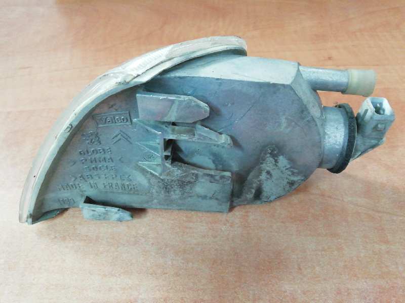 CITROËN 8T (2007-2016) Front Right Fender Turn Signal 25601864