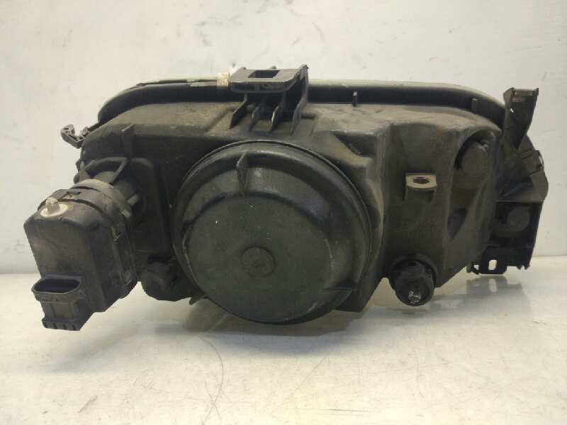 AUDI A6 C5/4B (1997-2004) Phare avant gauche 25600859