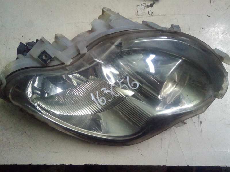 SMART Fortwo 1 generation (1998-2007) Front Right Headlight 0301169202 18478165
