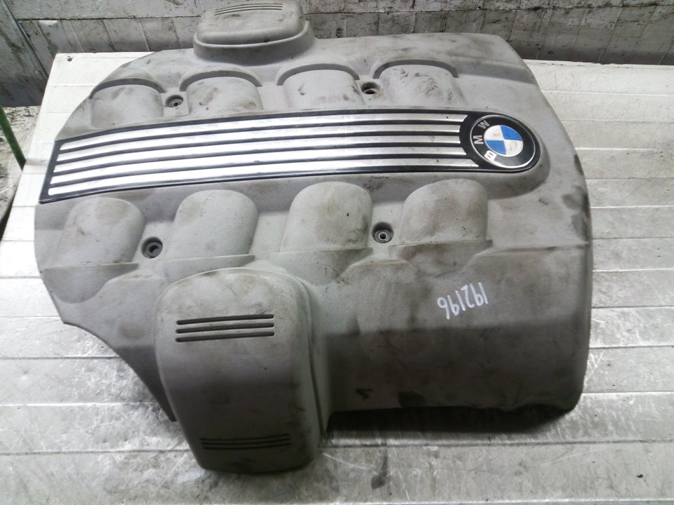 BMW 6 Series E63/E64 (2003-2010) Variklio dekoratyvinė plastmasė (apsauga) N62B44A 24011070