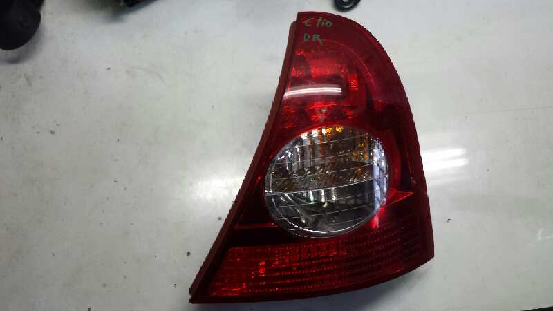 RENAULT Clio 1 generation (1990-1998) Rear Right Taillight Lamp 8200071414 25600017