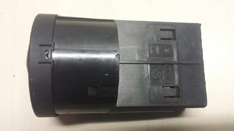 AUDI A4 B7/8E (2004-2008) Headlight Switch Control Unit 8E0941531 25595728