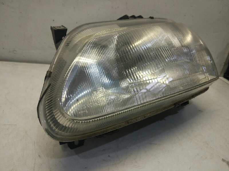 AUDI A6 C5/4B (1997-2004) Phare avant gauche 25600859