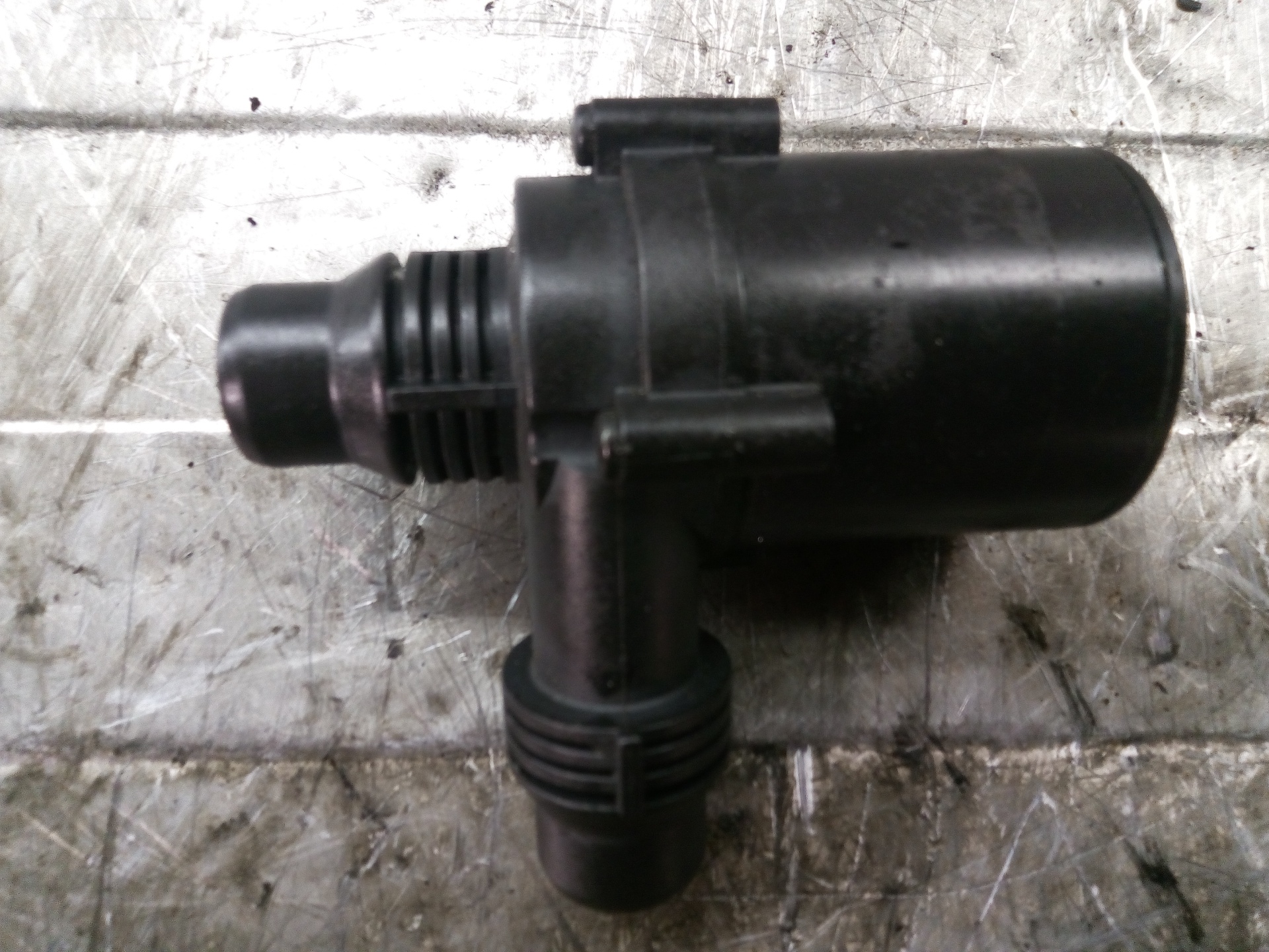 FORD D (2011-2020) Vattenpump 6421691770005 25604249