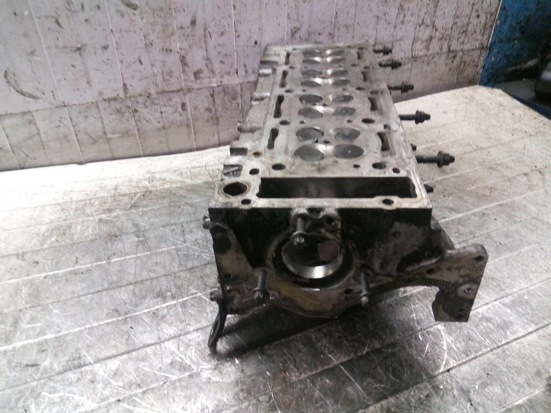 MERCEDES-BENZ Sprinter 2 generation (906) (2006-2018) Engine Cylinder Head A6460101420 25603700