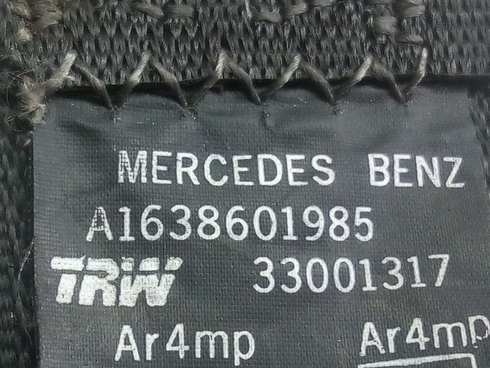 MERCEDES-BENZ M-Class W163 (1997-2005) Galinis dešinys saugos diržas A1638601985, 33006062E 24012969