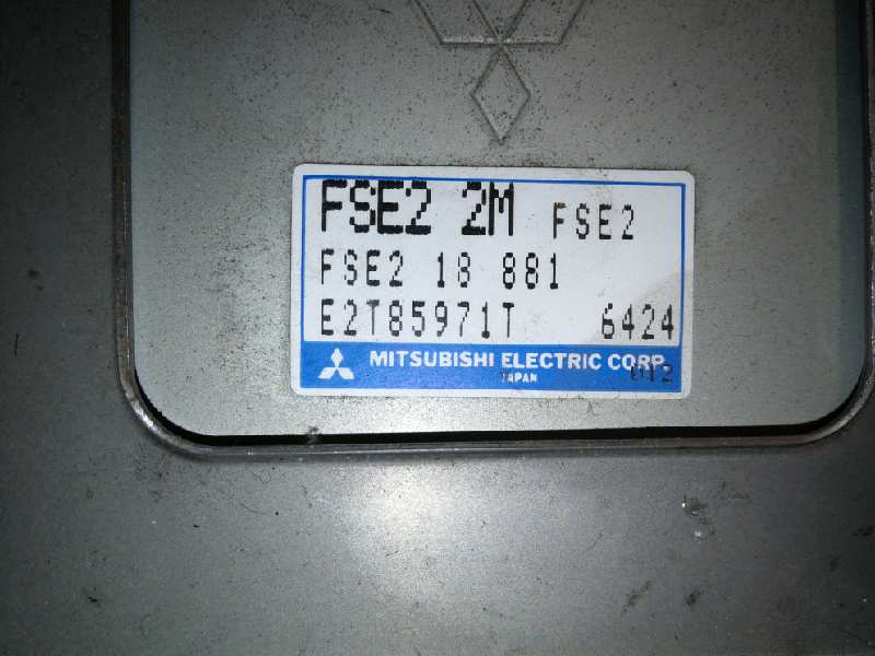 MAZDA 626 GE (1991-1997) Calculateur d'unité de commande du moteur FSE218881 25601831