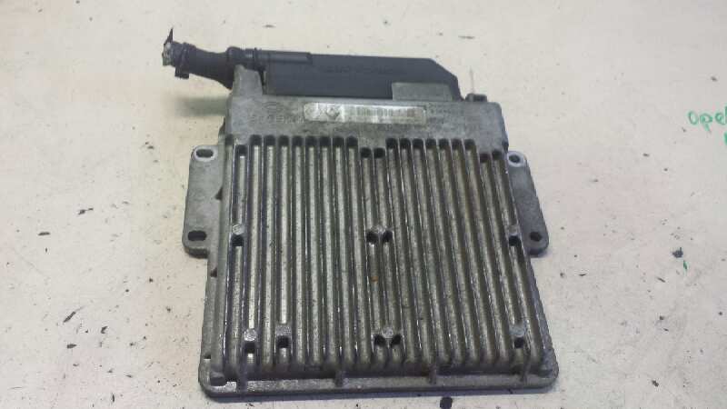 RENAULT Clio 1 generation (1990-1998) Motorstyrenhet ECU 7700108455 25599664