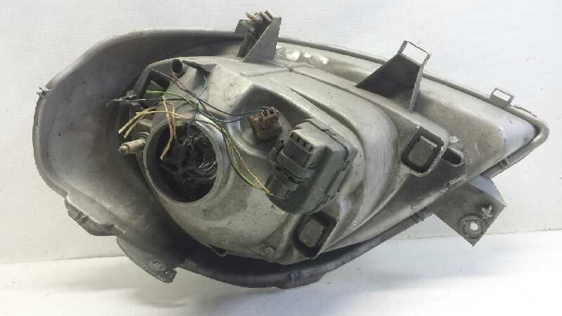 FIAT 1 generation (2002-2013) Front Right Headlight 25600459