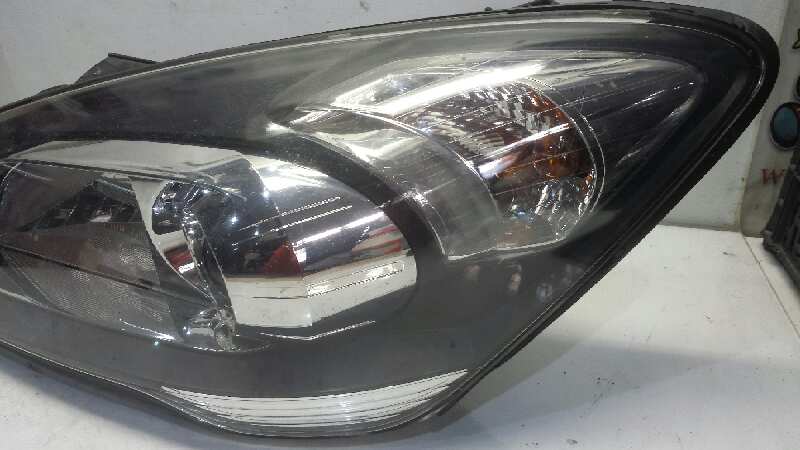 KIA Cee'd 1 generation (2007-2012) Front Left Headlight 25600413