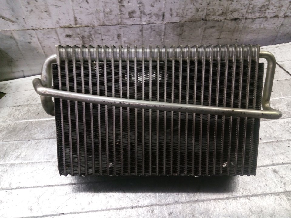 TOYOTA 1 generation (2010-2024) Gaisa kondensācijas radiators A2118300962 25604191