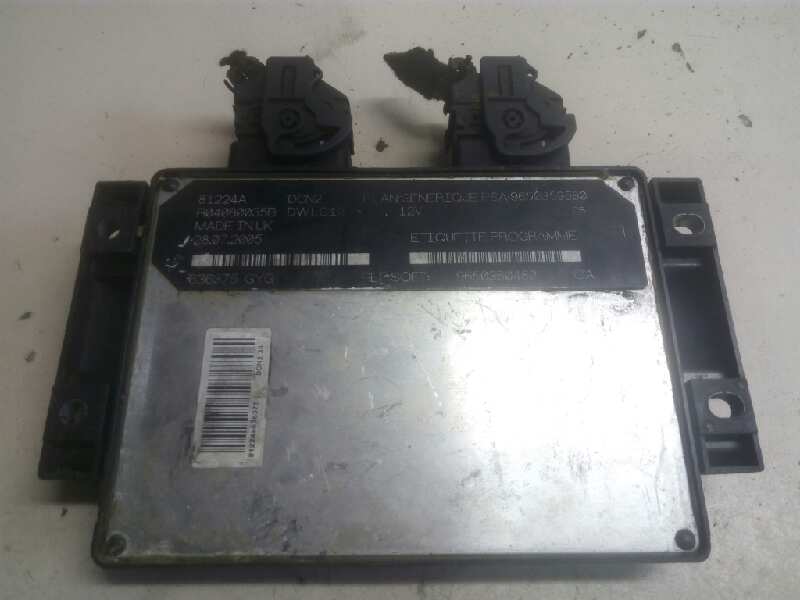 RENAULT Clio 1 generation (1990-1998) Motorstyrenhet ECU 9650360480 25599114