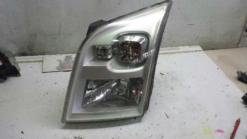 FORD Transit Connect 1 generation (2002-2024) Front Left Headlight 25599373