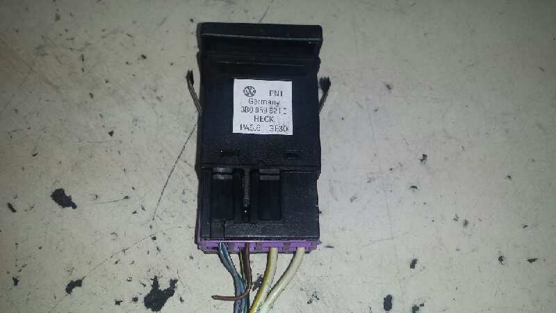 VOLKSWAGEN Passat Variant 1 generation (2010-2024) Switches 3B0959621C 25599747