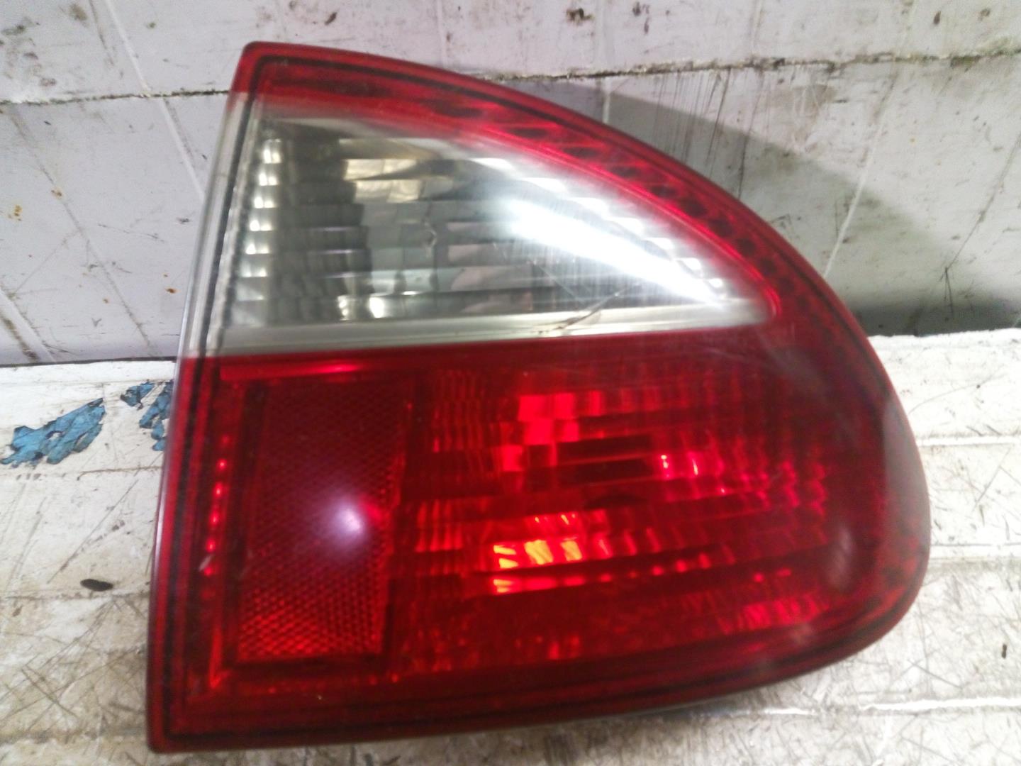 SEAT Leon 1 generation (1999-2005) Rear Right Taillight Lamp 1M6945096A 18559794