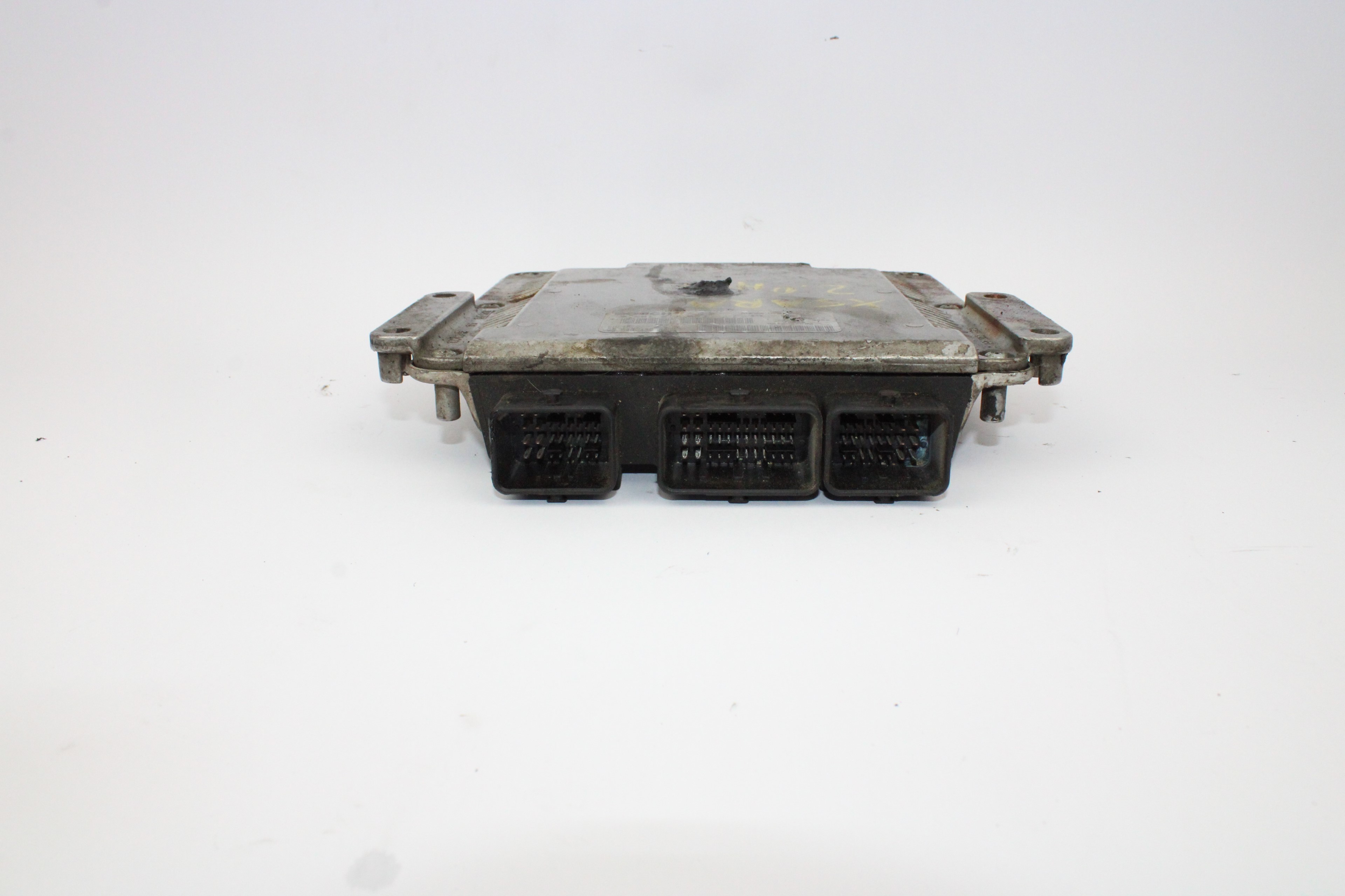 Centralita motor uce 0281011523 de Citroen Xsara (n1) 2000-2005 - pieza usada