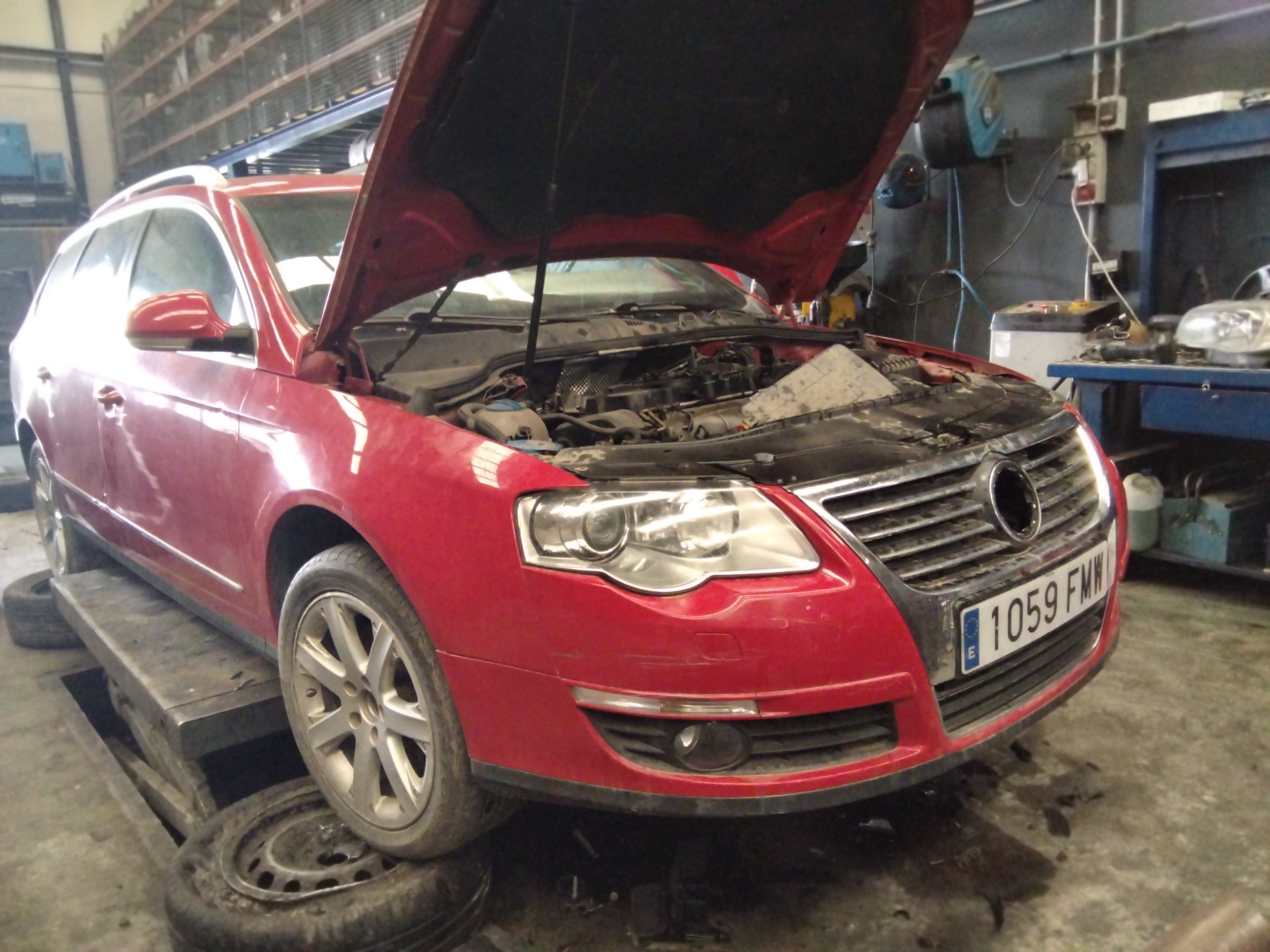 VOLKSWAGEN Passat B6 (2005-2010) Дясно странично огледало 3C0857934 24065276