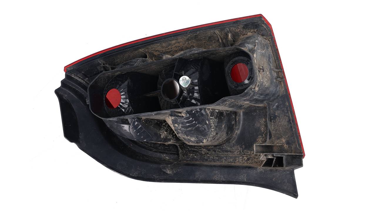 Pisca tras esquerdo 8200387888 de Renault Twingo iii (bcm_, bca_) 2007-2016