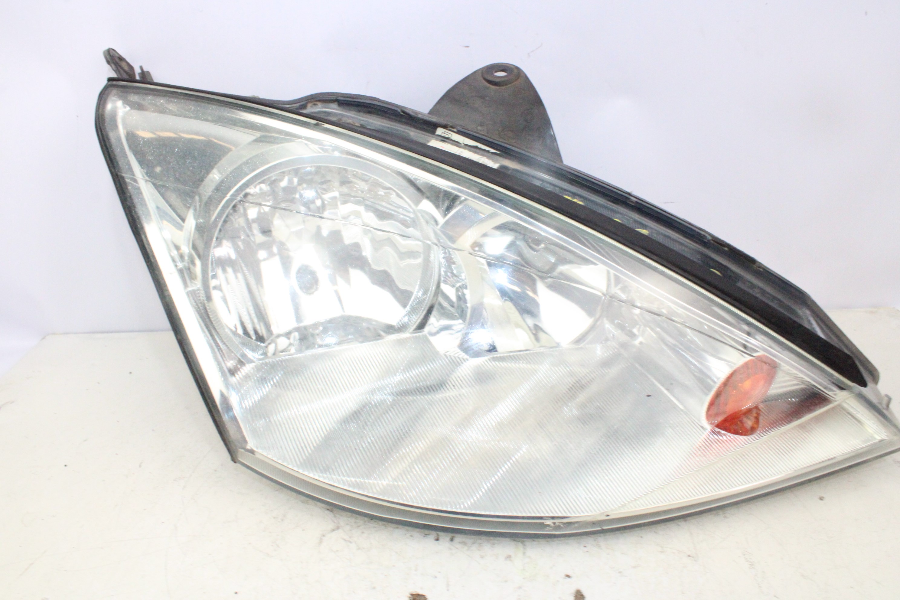 FORD Focus 1 generation (1998-2010) Front Right Headlight 2020001024 25163147