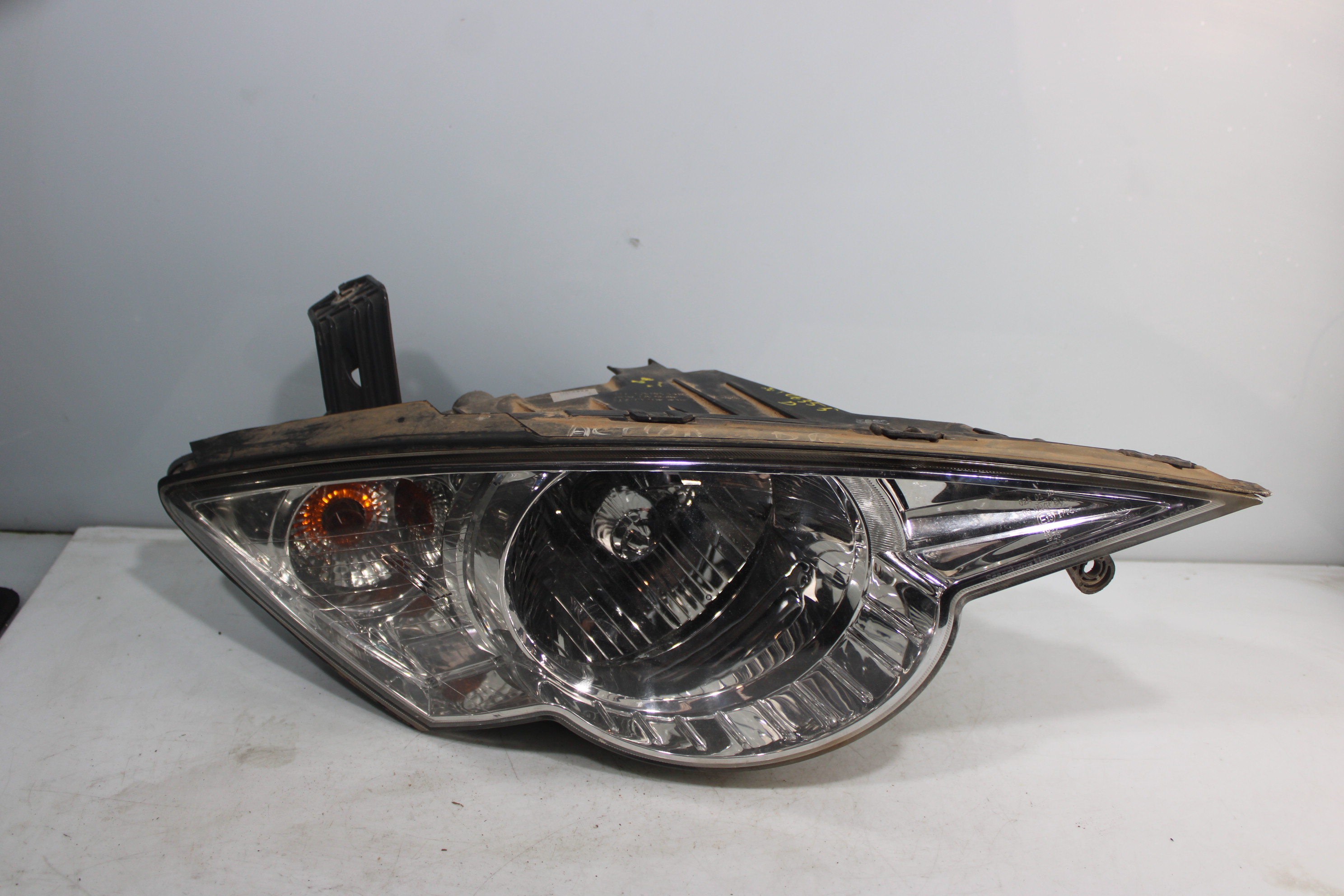 SSANGYONG Actyon 1 generation (2005-2012) Front Right Headlight NOTIENEREFERENCIA 25188942