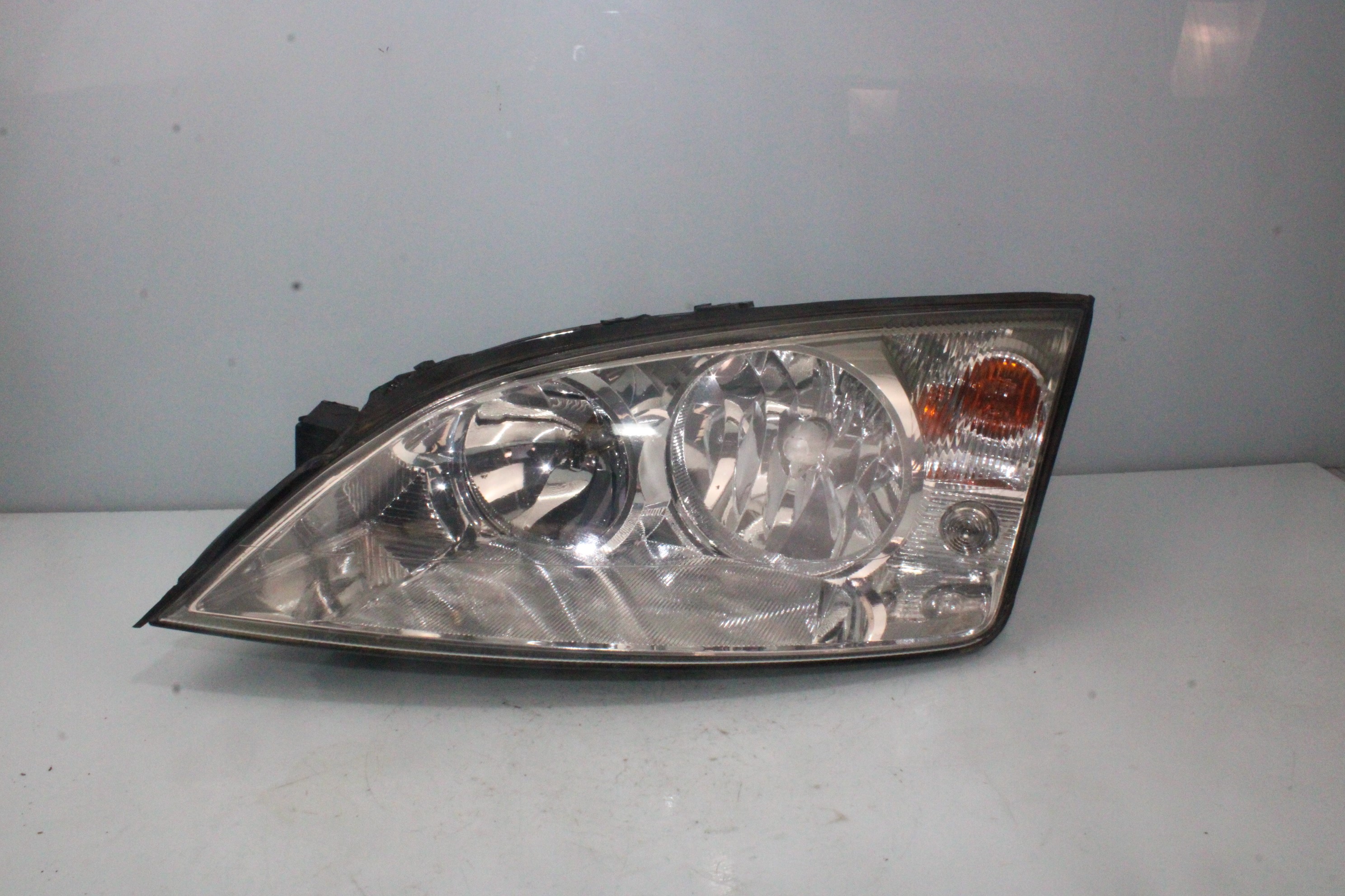 FORD Mondeo 3 generation (2000-2007) Front Left Headlight 0301174201 23774210