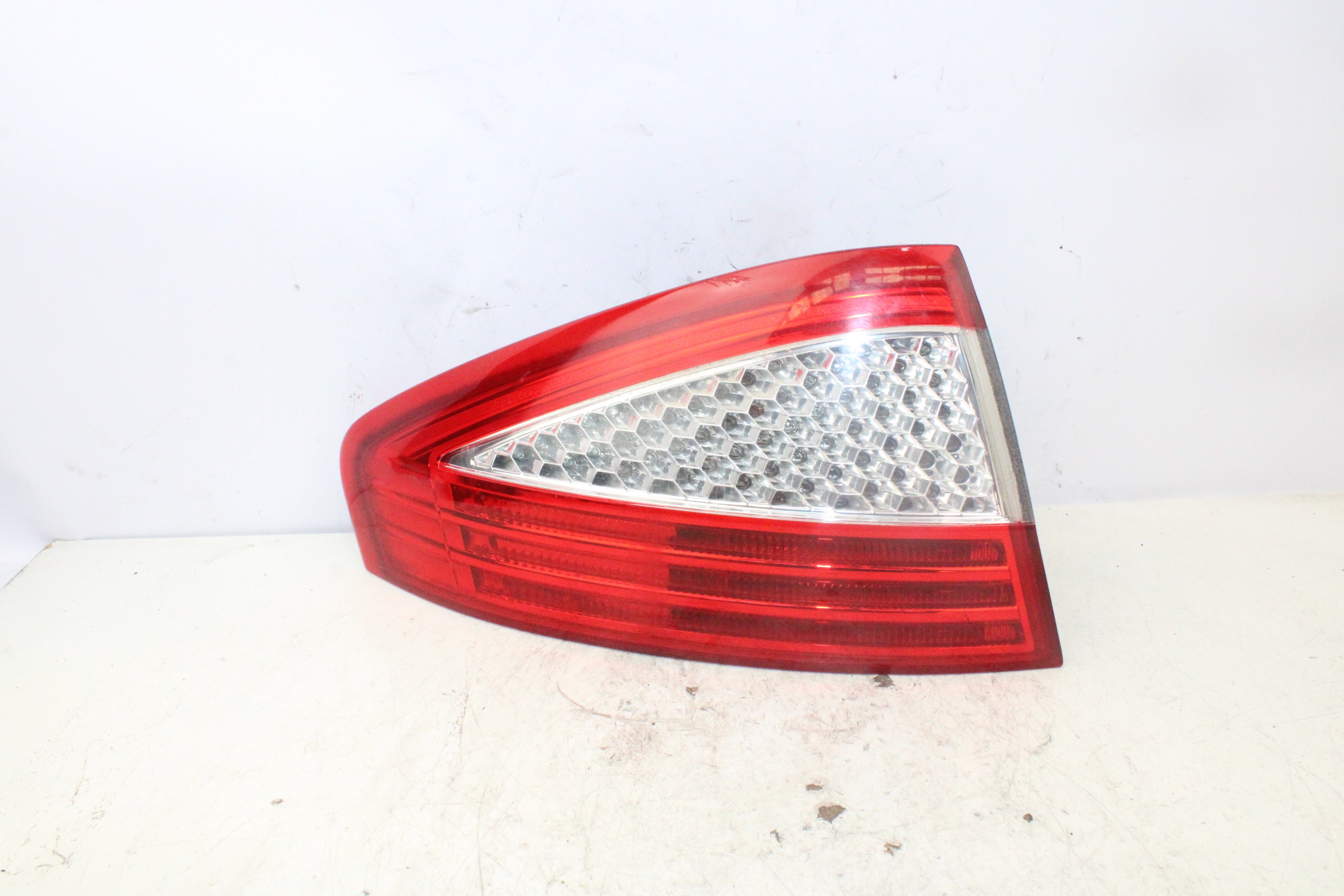 FORD Mondeo 4 generation (2007-2015) Rear Left Taillight 0374D 21073595