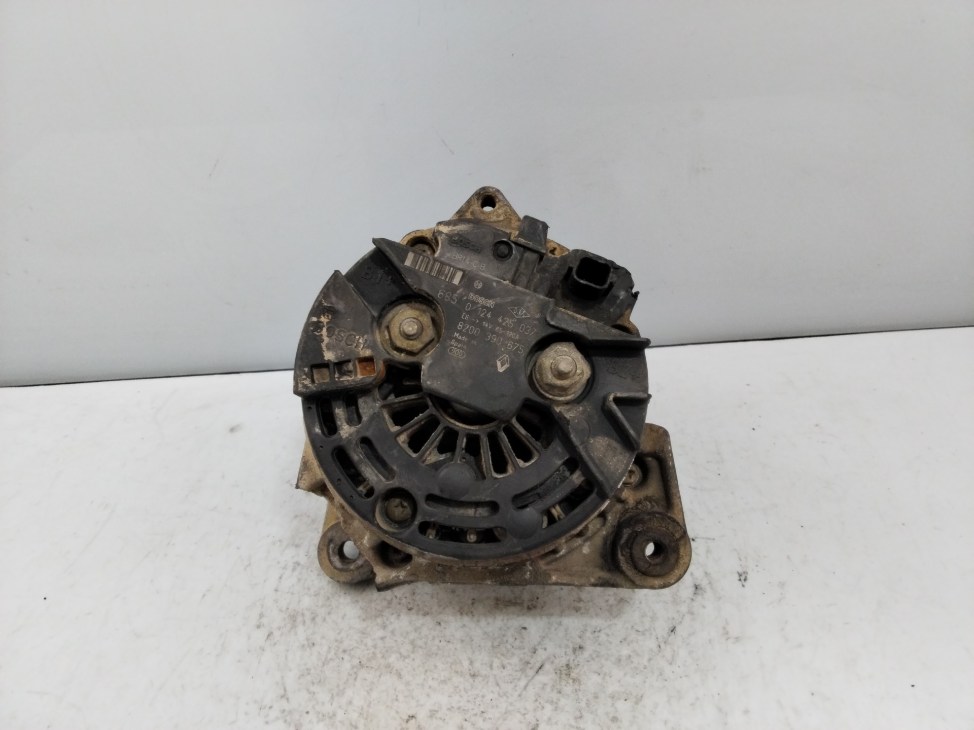 RENAULT Veloster 1 generation (2011-2016) Alternator 8200390675 24699625