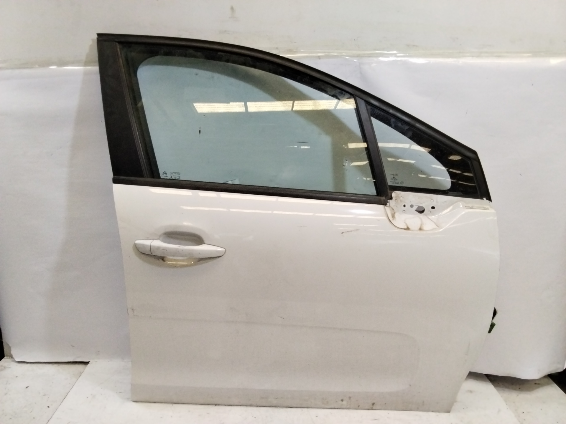 CITROËN C3 1 generation (2002-2010) Front Right Door 25715649