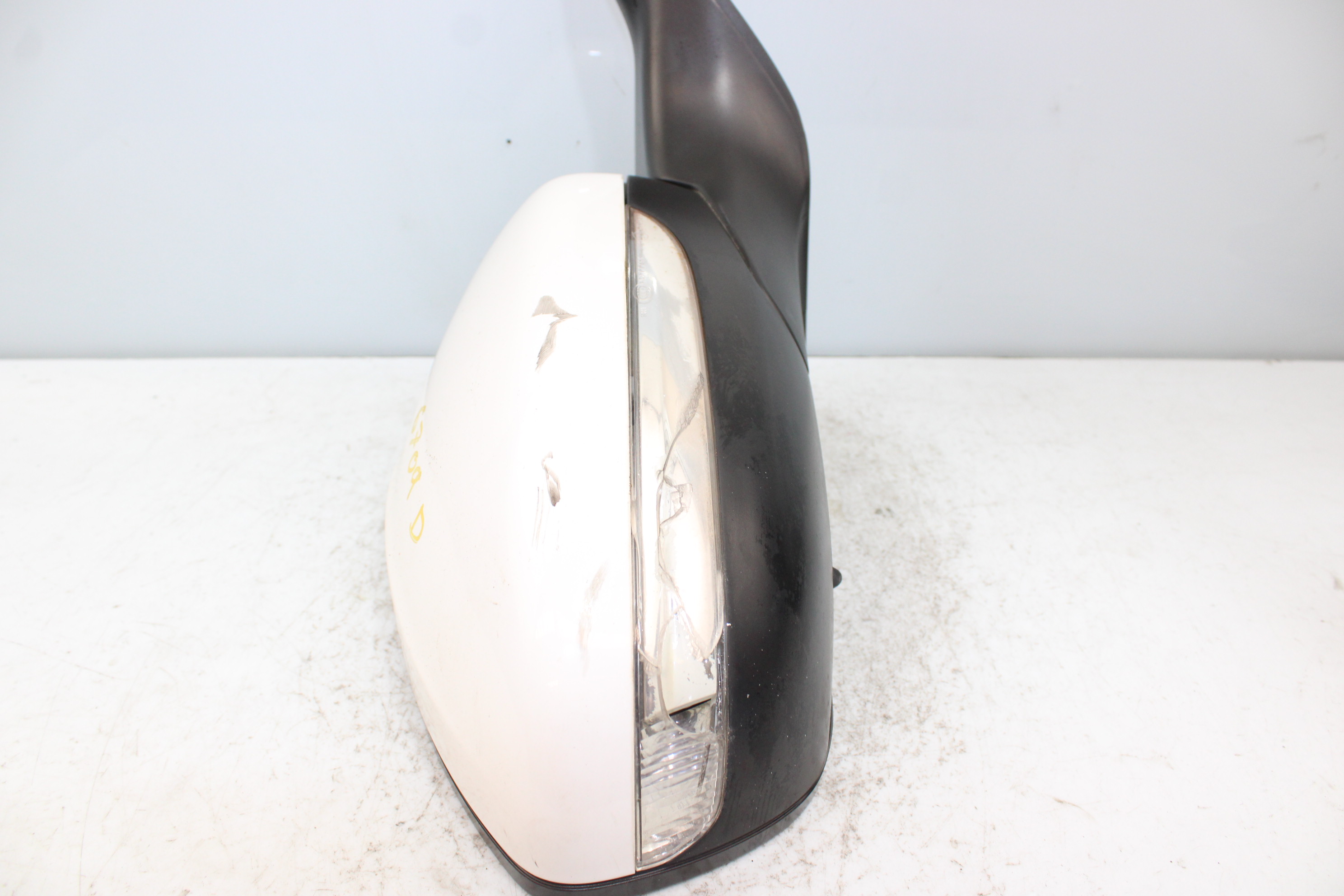 PEUGEOT 208 Peugeot 208 (2012-2015) Right Side Wing Mirror E20211047 25280099