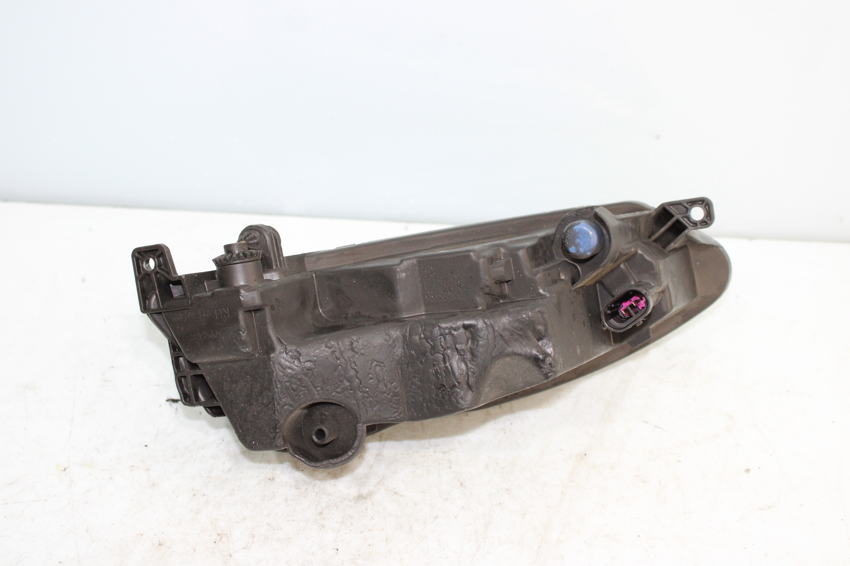 SEAT Alhambra 2 generation (2010-2021) Противотуманка бампера передняя правая 5F0941702C 25191403