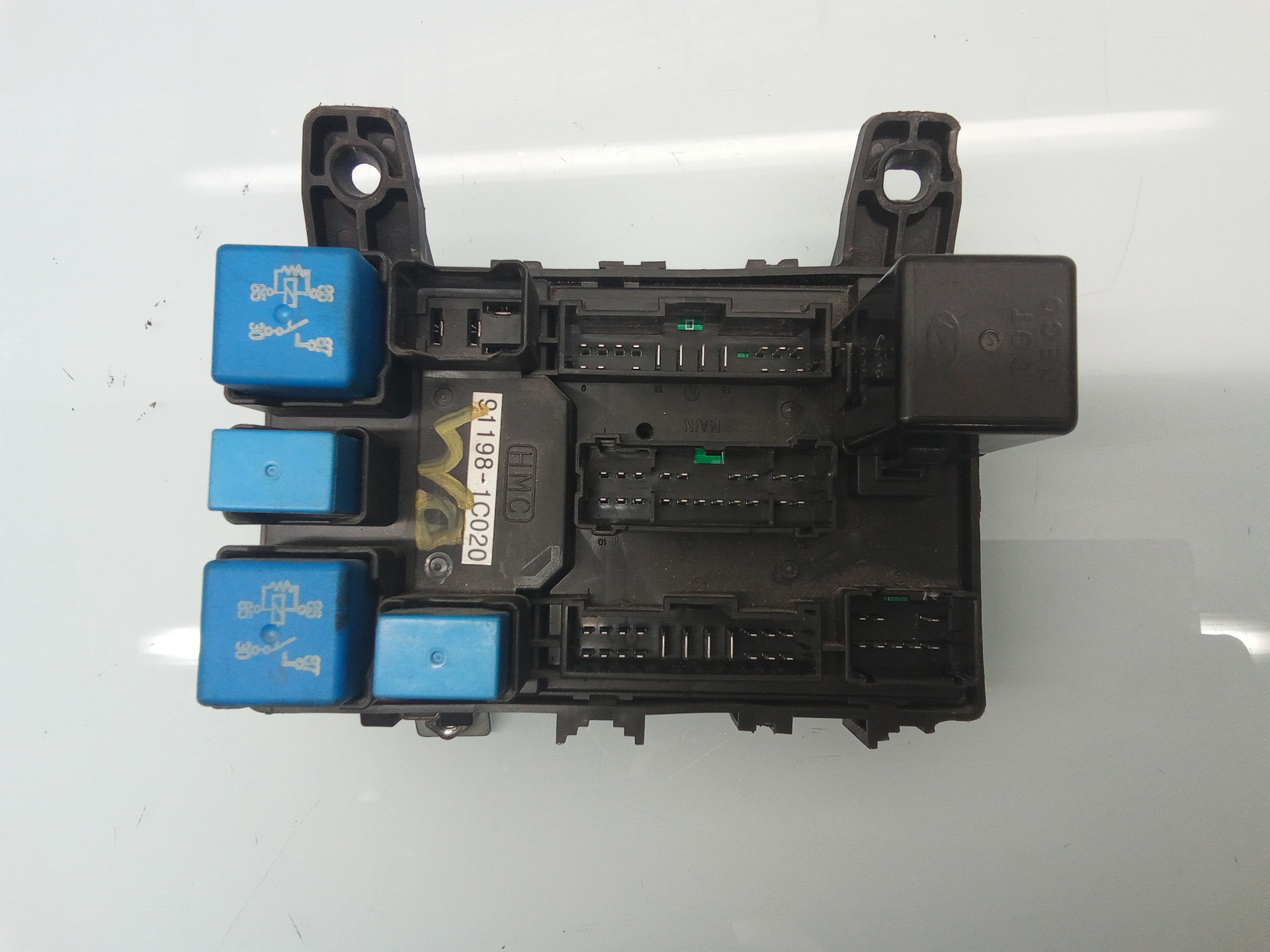 HYUNDAI Getz 1 generation (2002-2011) Fuse Box 911981C020 19231947