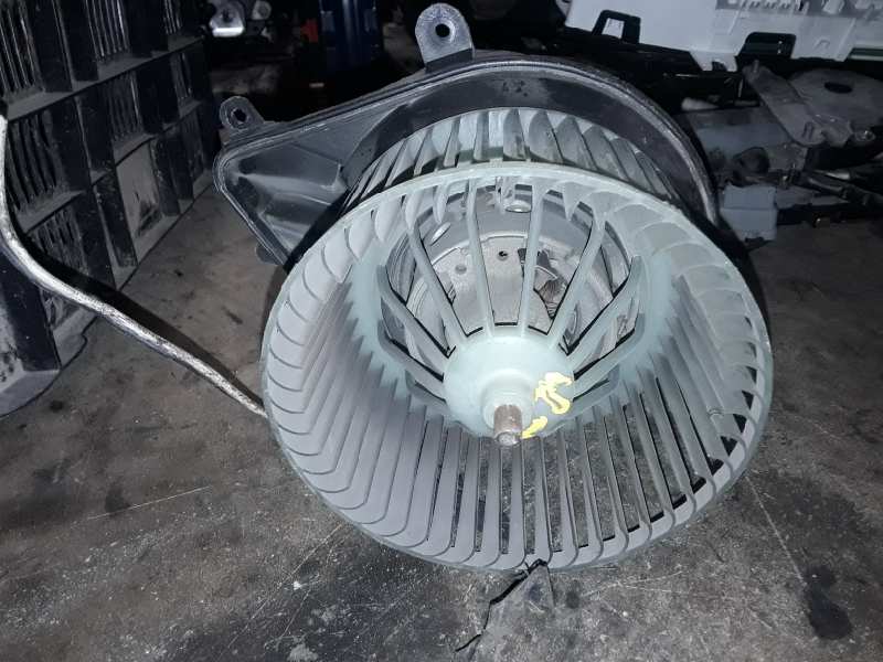 CITROËN Xsara 1 generation (1997-2004) Ventilateur de chauffage 210681233F 19028385