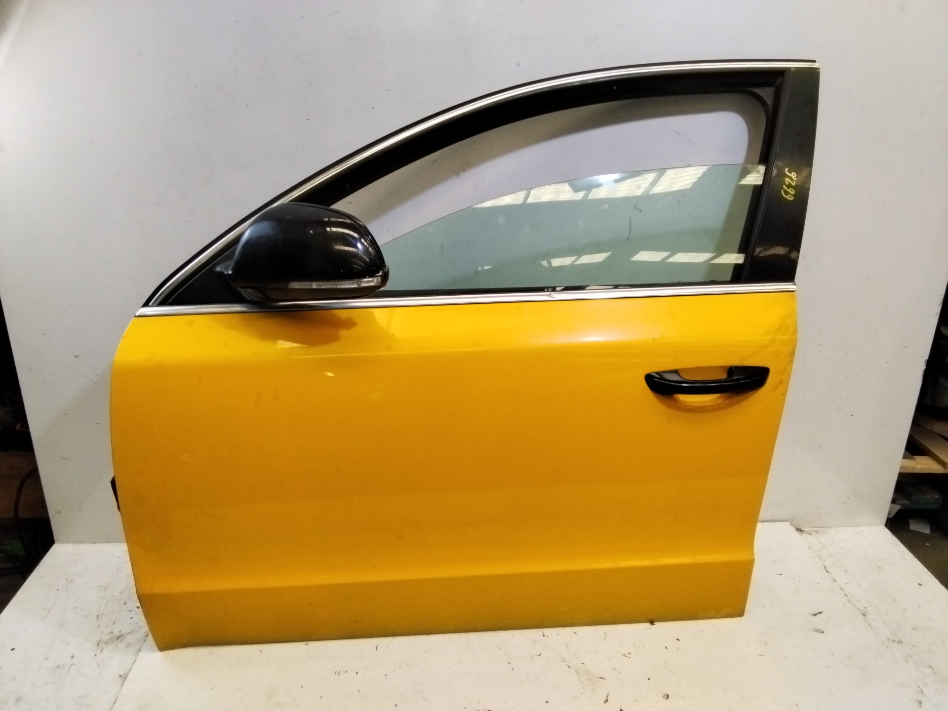 SKODA Superb 2 generation (2008-2015) Front Left Door NOREF 25265619