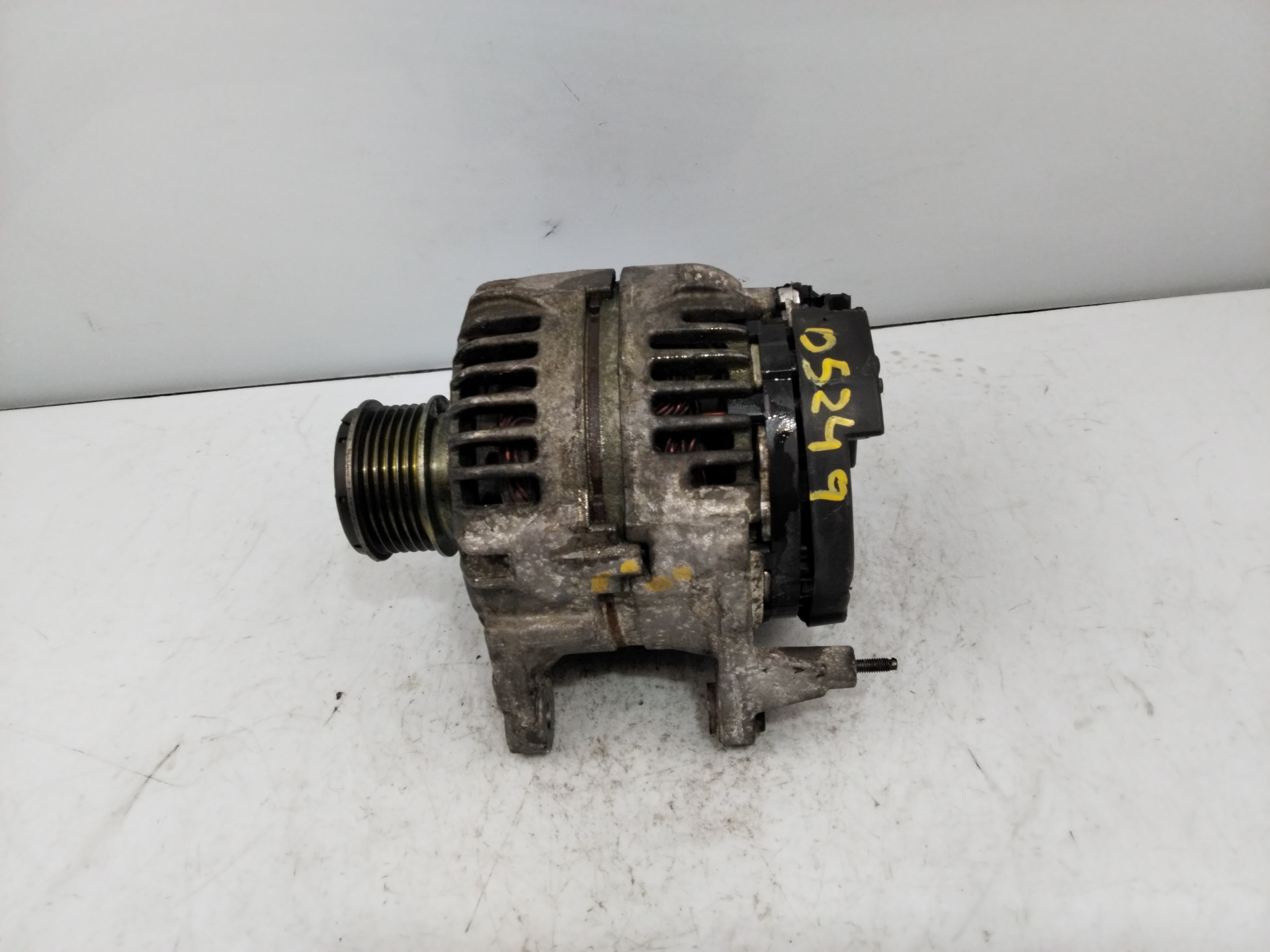 VOLKSWAGEN Polo 4 generation (2001-2009) Generator 028903028 25167385