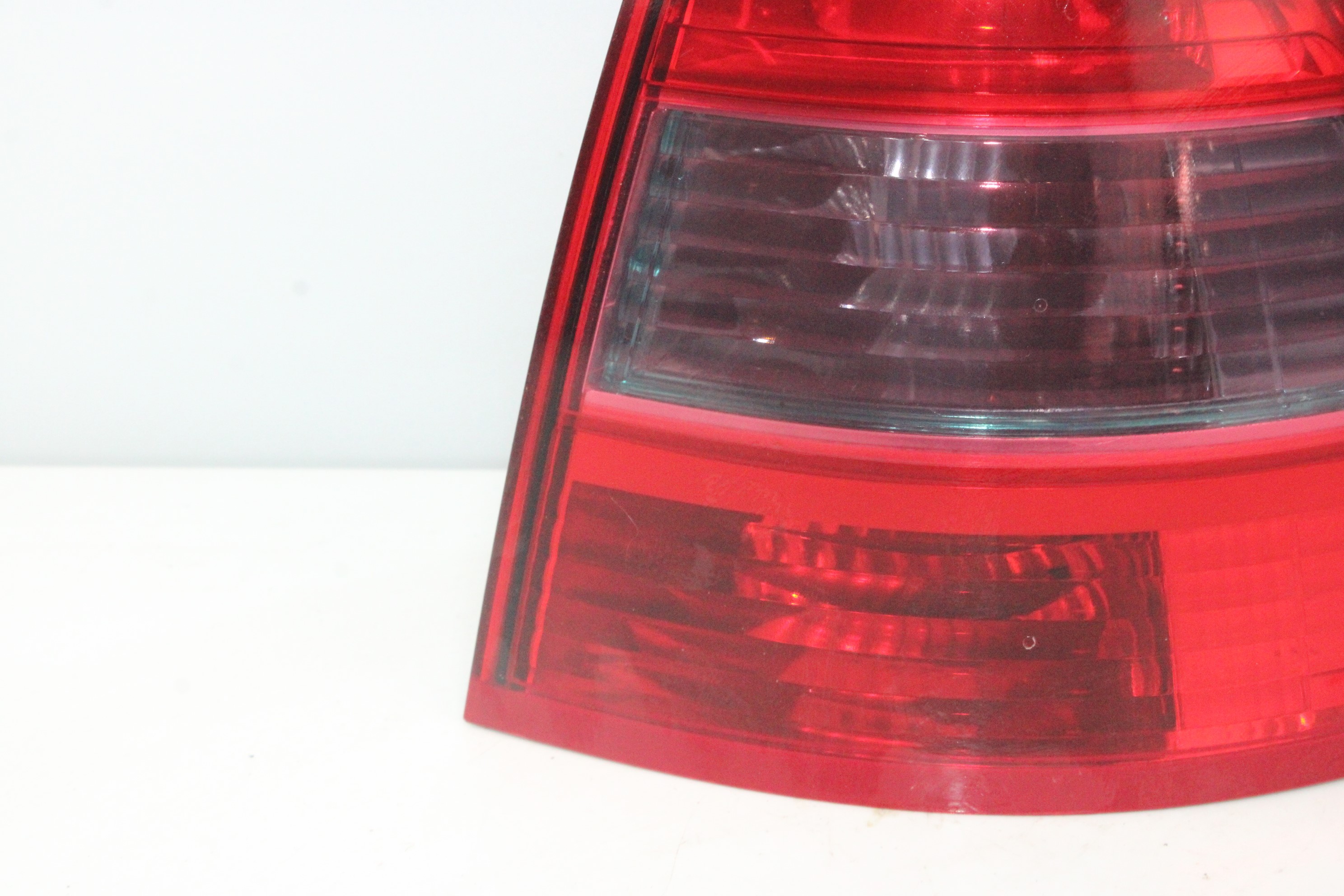 CITROËN C5 1 generation (2001-2008) Rear Right Taillight Lamp 89034070 25177472