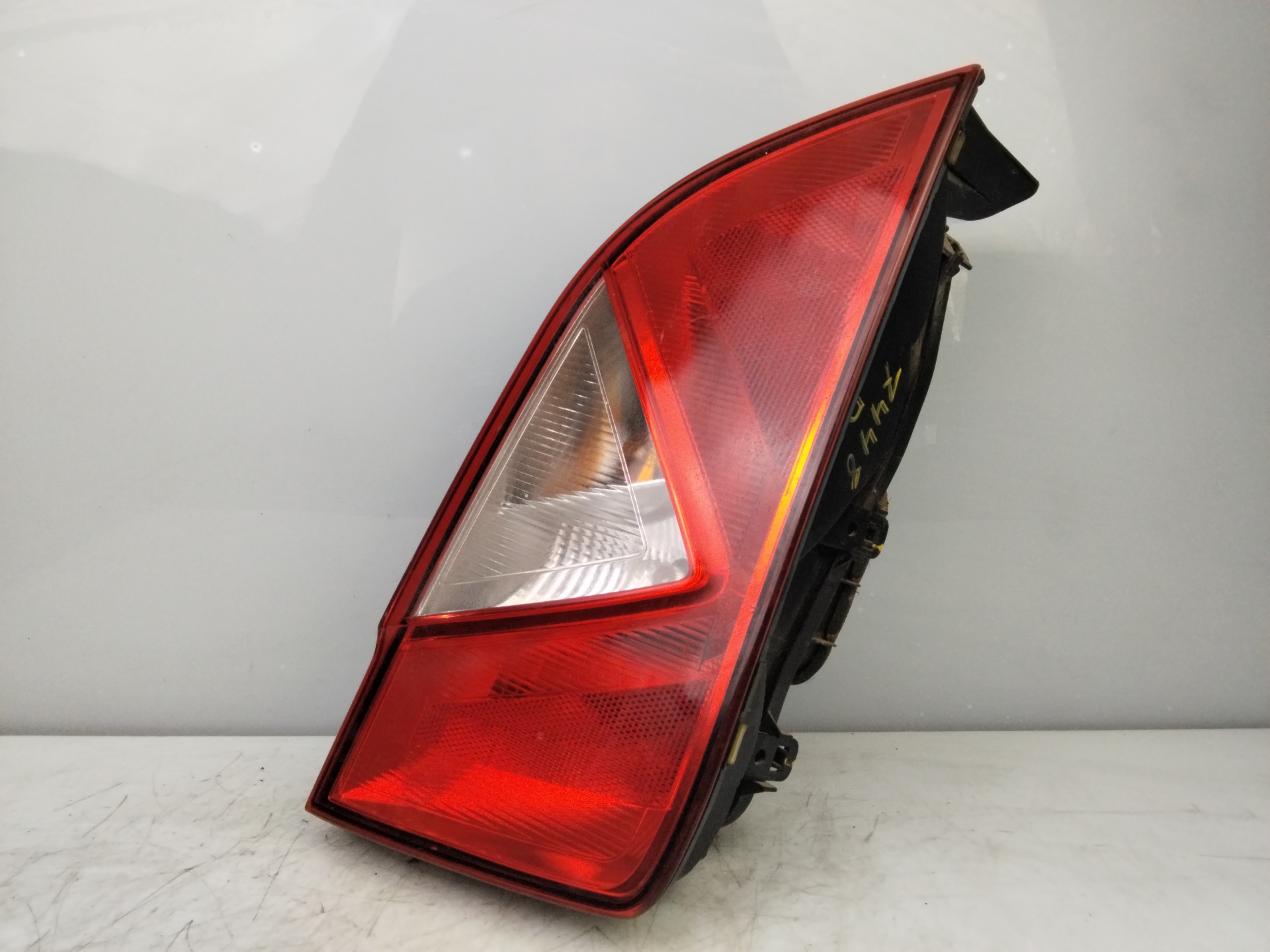 SEAT Mii 1 generation (2011-2023) Rear Right Taillight Lamp 1SL945096H 27188915