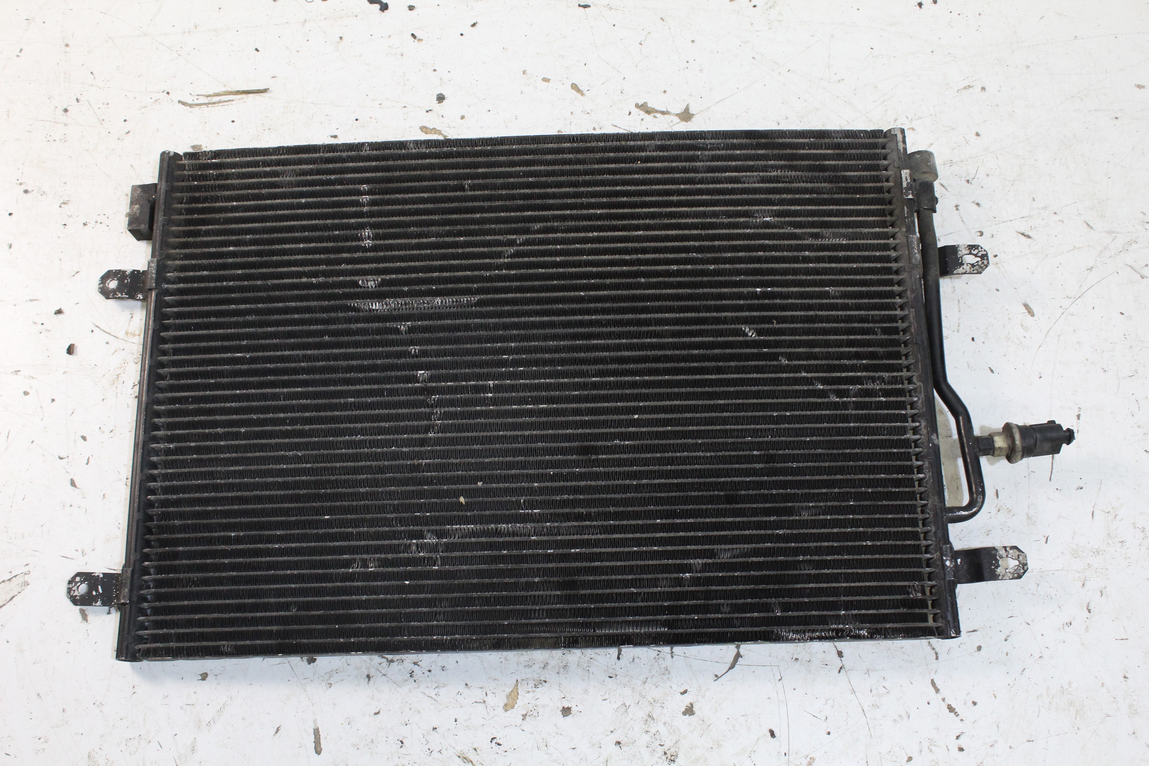 AUDI A4 B7/8E (2004-2008) Air Con Radiator NOTIENEREF 23886801