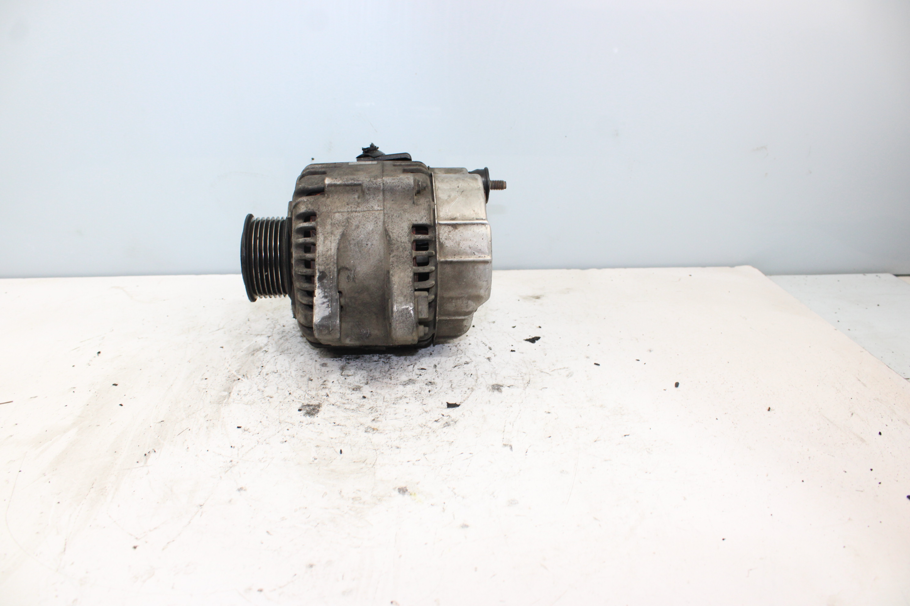 KIA Sorento 1 generation (2002-2011) Alternator 373004A300 25307866