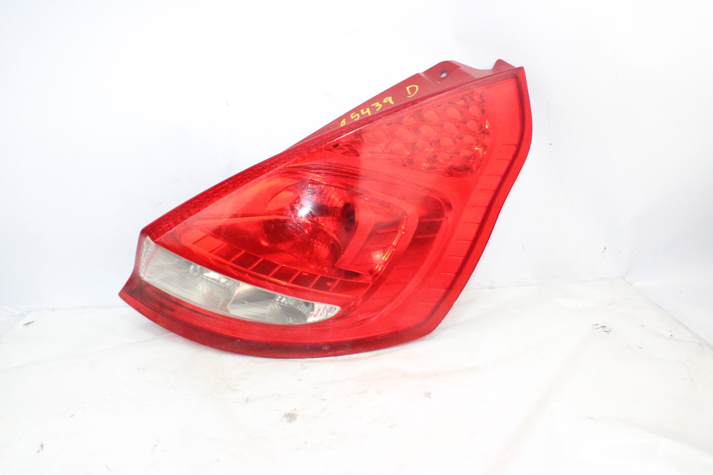 FORD Fiesta 5 generation (2001-2010) Rear Right Taillight Lamp 8A6113404A 21832534
