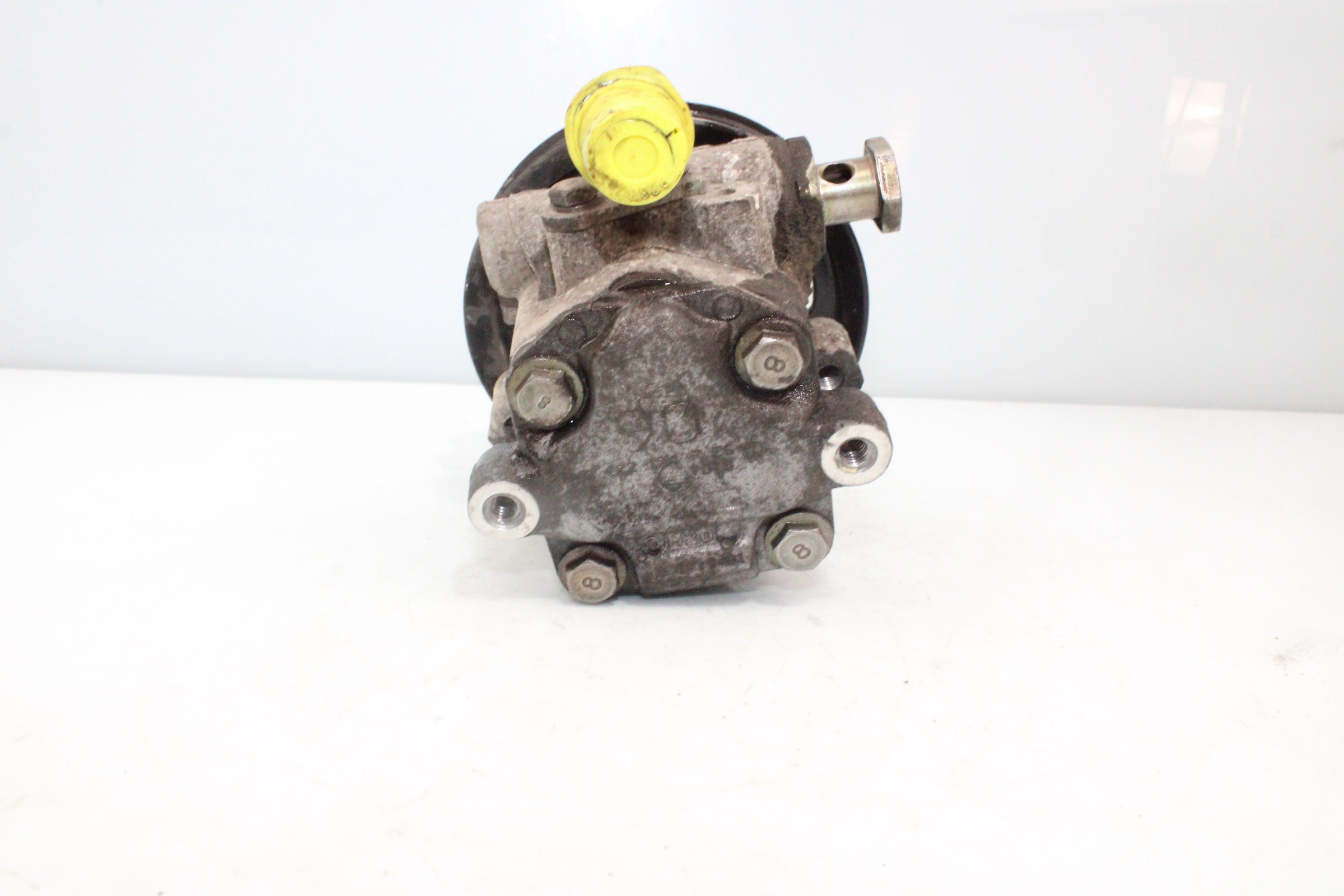 VOLKSWAGEN Passat B5 (1996-2005) Power Steering Pump 038145255D 23769283