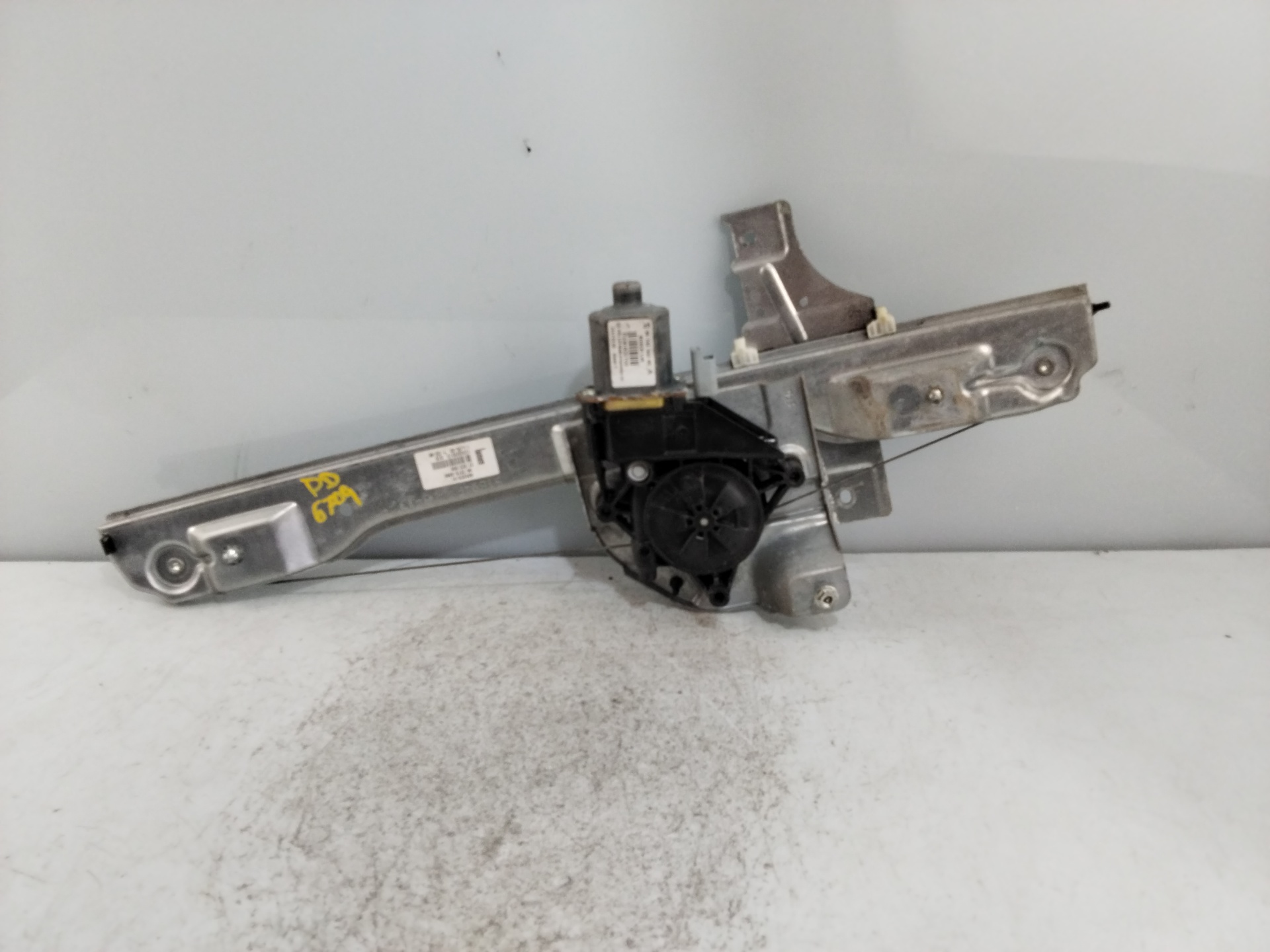 PEUGEOT 208 Peugeot 208 (2012-2015) Front Right Door Window Regulator 9673154380 25618358