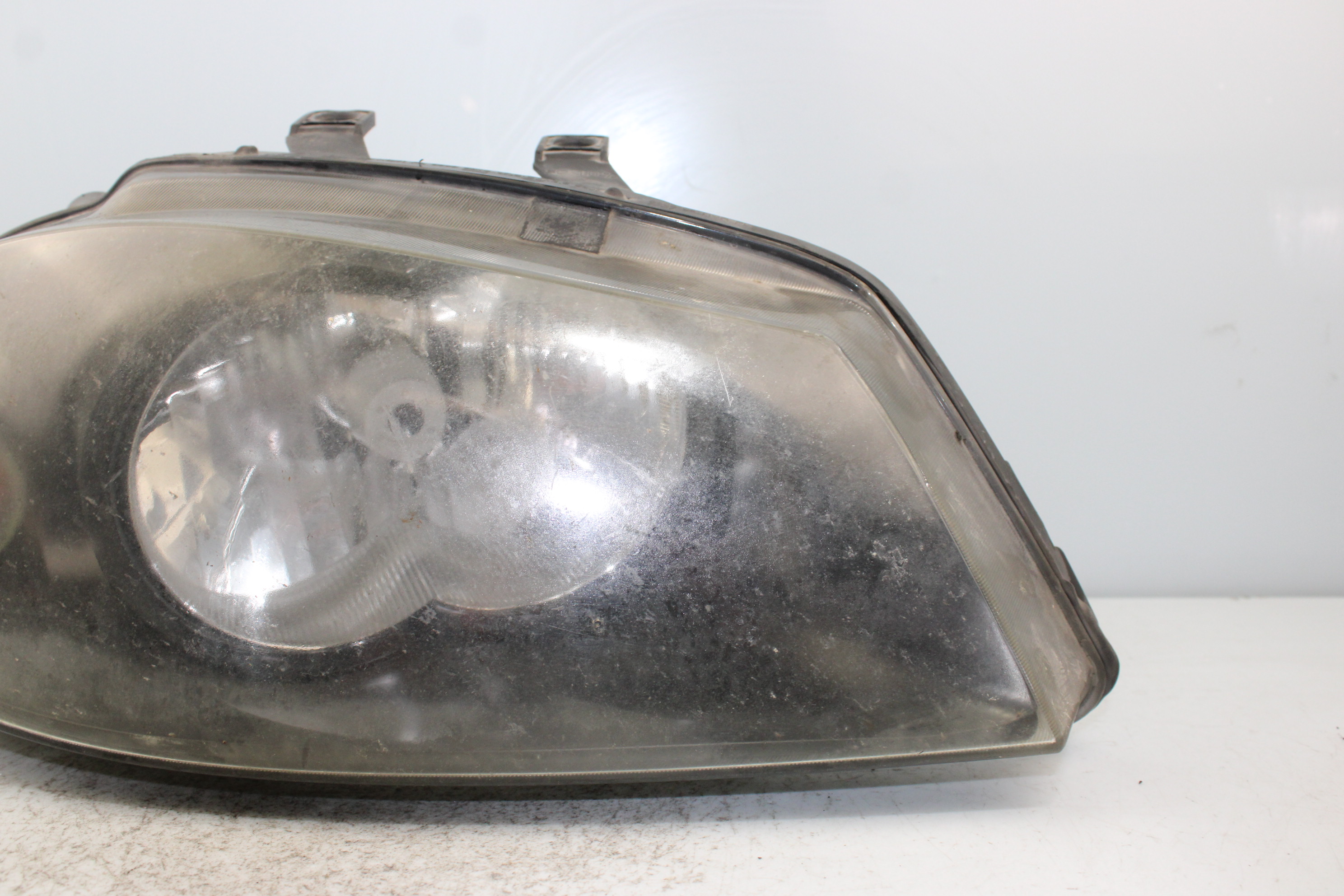 SEAT Ibiza 3 generation (2002-2008) Front Right Headlight 6L1941022A 25267548