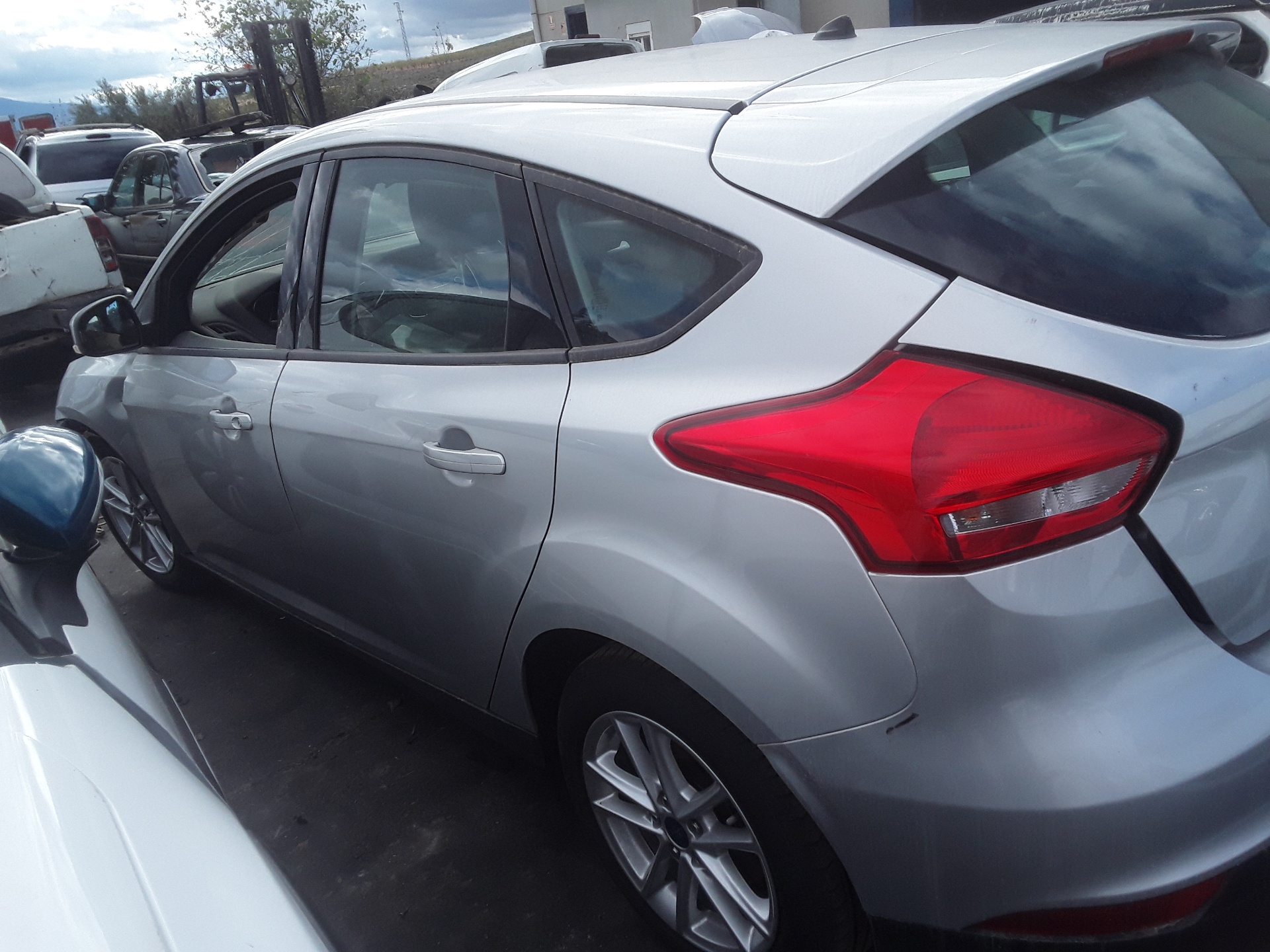 FORD Focus 3 generation (2011-2020) Încuietoare ușa spate dreapta BM5AA26412AF 23770683