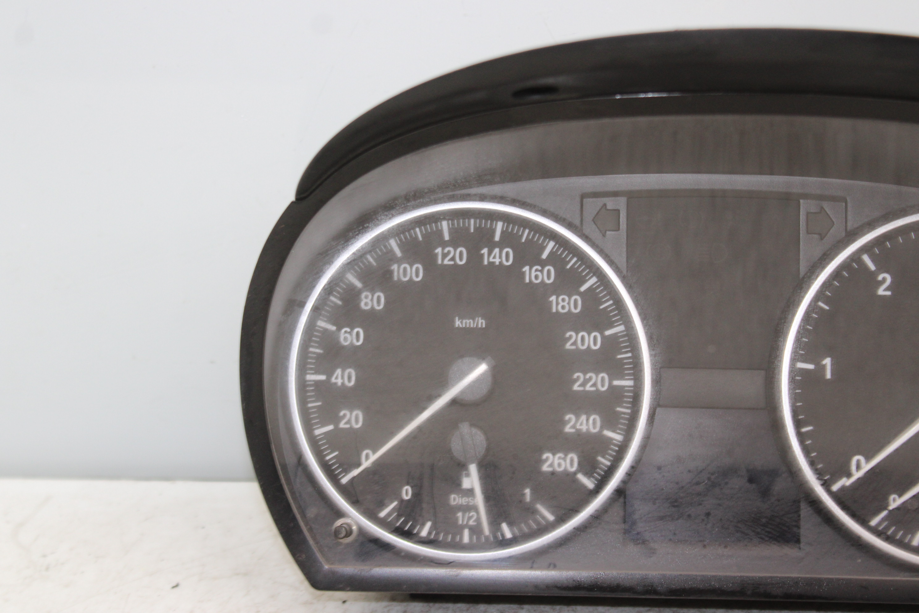 BMW X1 E84 (2009-2015) Speedometer 215462801 25266486